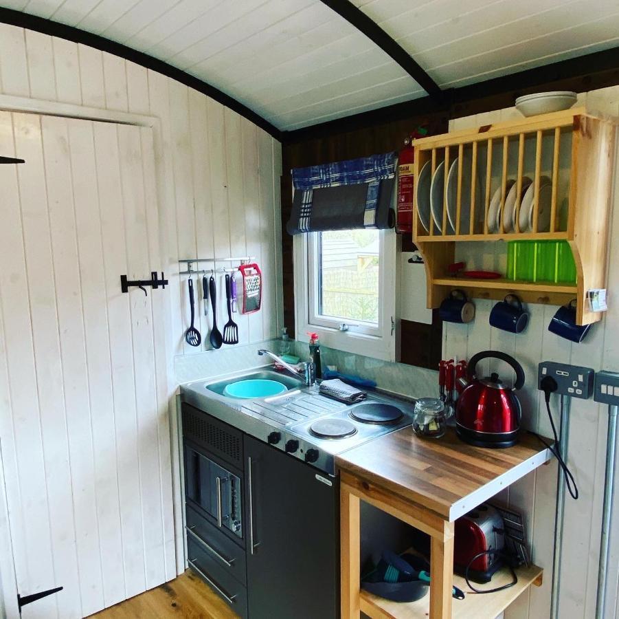 Luxury Cosy Carriage With Electric Private Hot Tub Daire Hereford Dış mekan fotoğraf